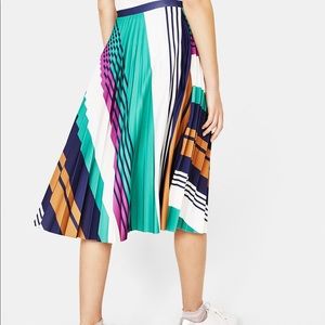 Bershka Multi colored striped pleated skirt